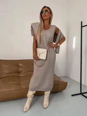 Ensemble femme Solange – robe midi élégante avec pull col roulé assorti