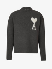 Pull femme Heidi – pull doux à imprimé cœurs & coupe confortable pour l’hiver