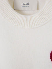 Pull femme Heidi – pull doux à imprimé cœurs & coupe confortable pour l’hiver