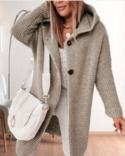 Veste femme casual en maille douce – Capuche & fermeture boutonnée