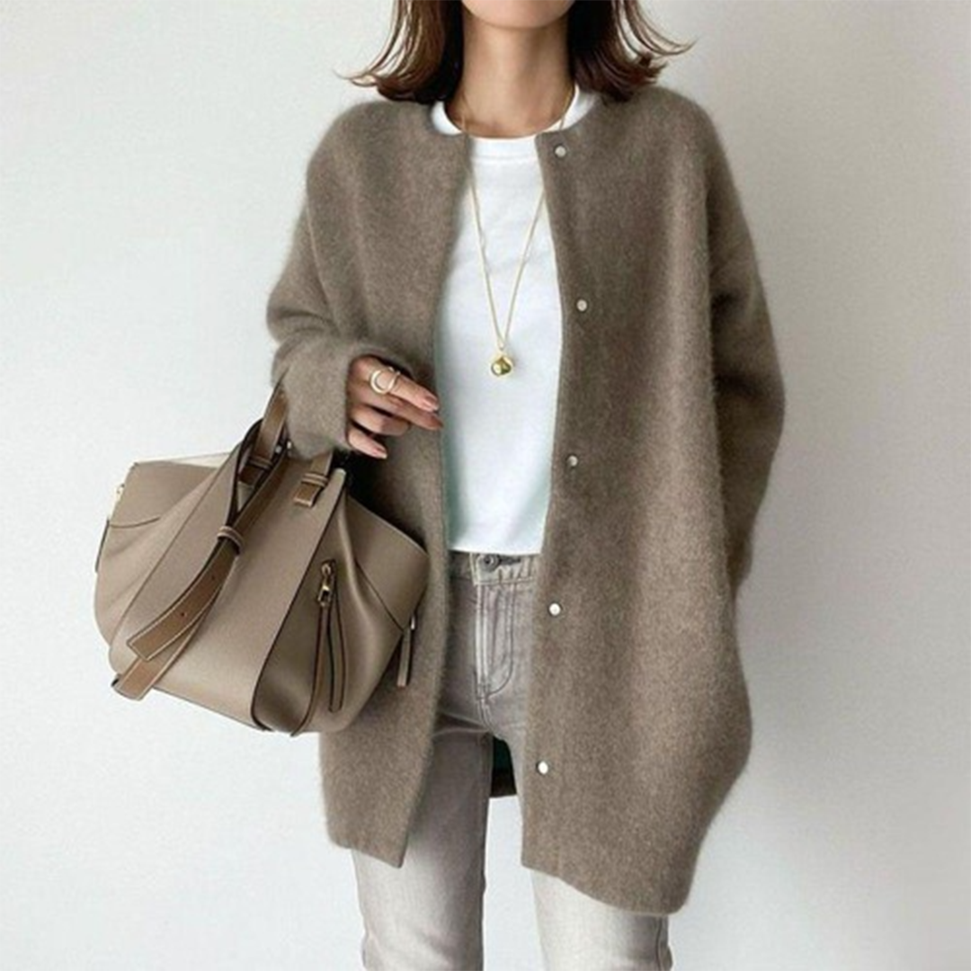 Cardigan femme élégant en maille fine – veste tricotée raffinée