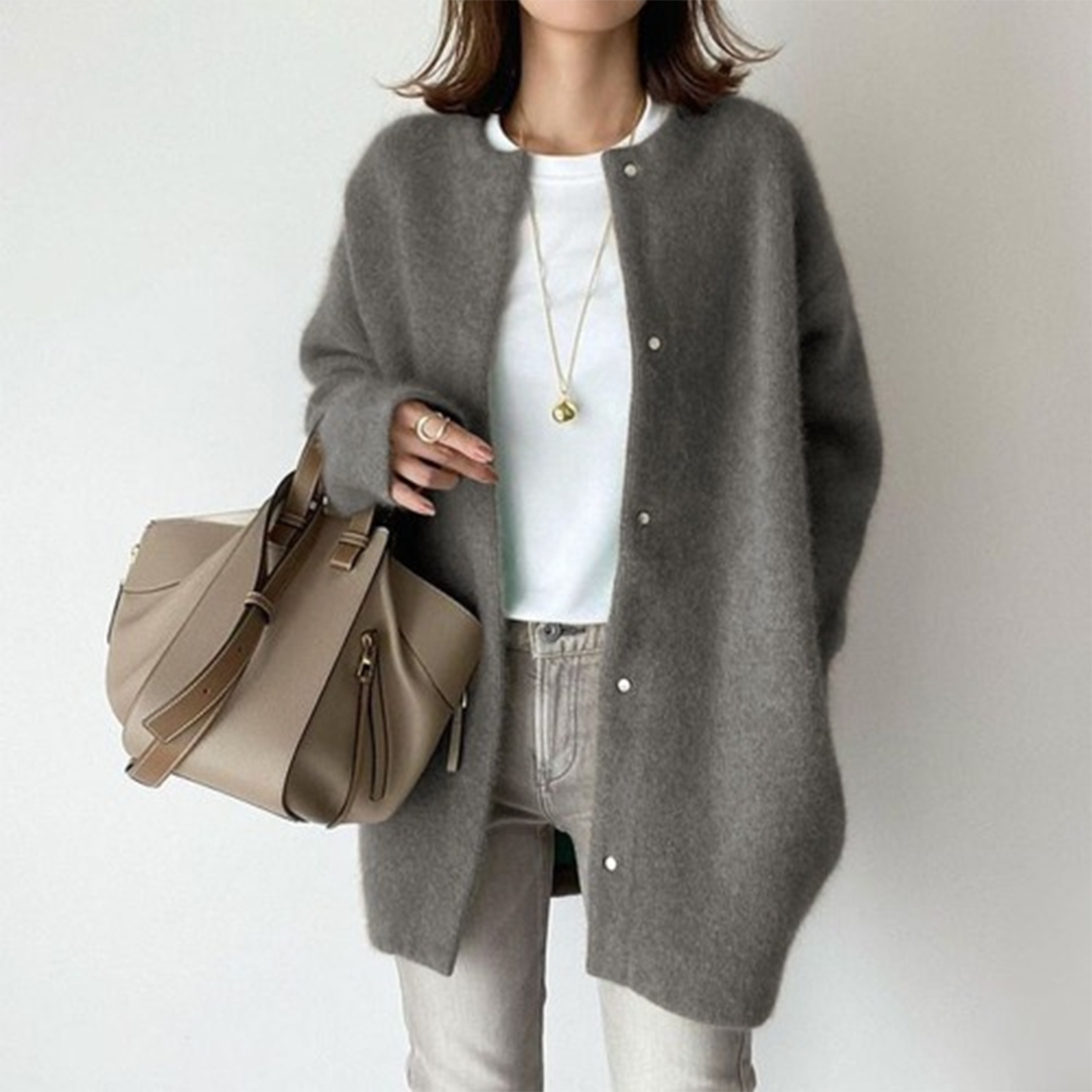 Cardigan femme élégant en maille fine – veste tricotée raffinée