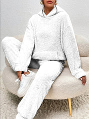 Ensemble Femme Lana – Survêtement Hiver Teddy Doux avec Hoodie & Pantalon