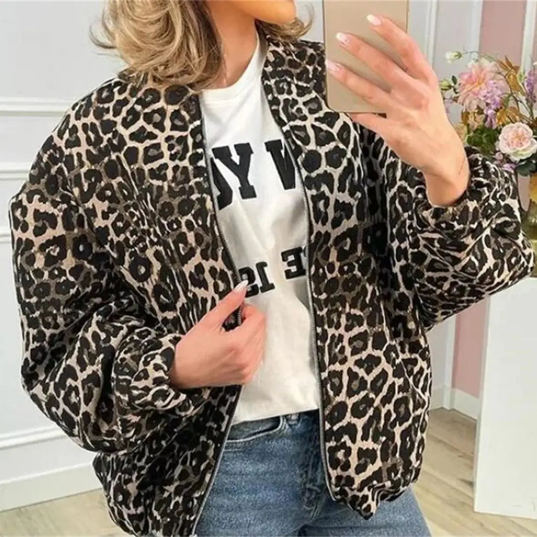 Blouson femme Leo – bomber léopard tendance avec fermeture zippée & coupe confortable