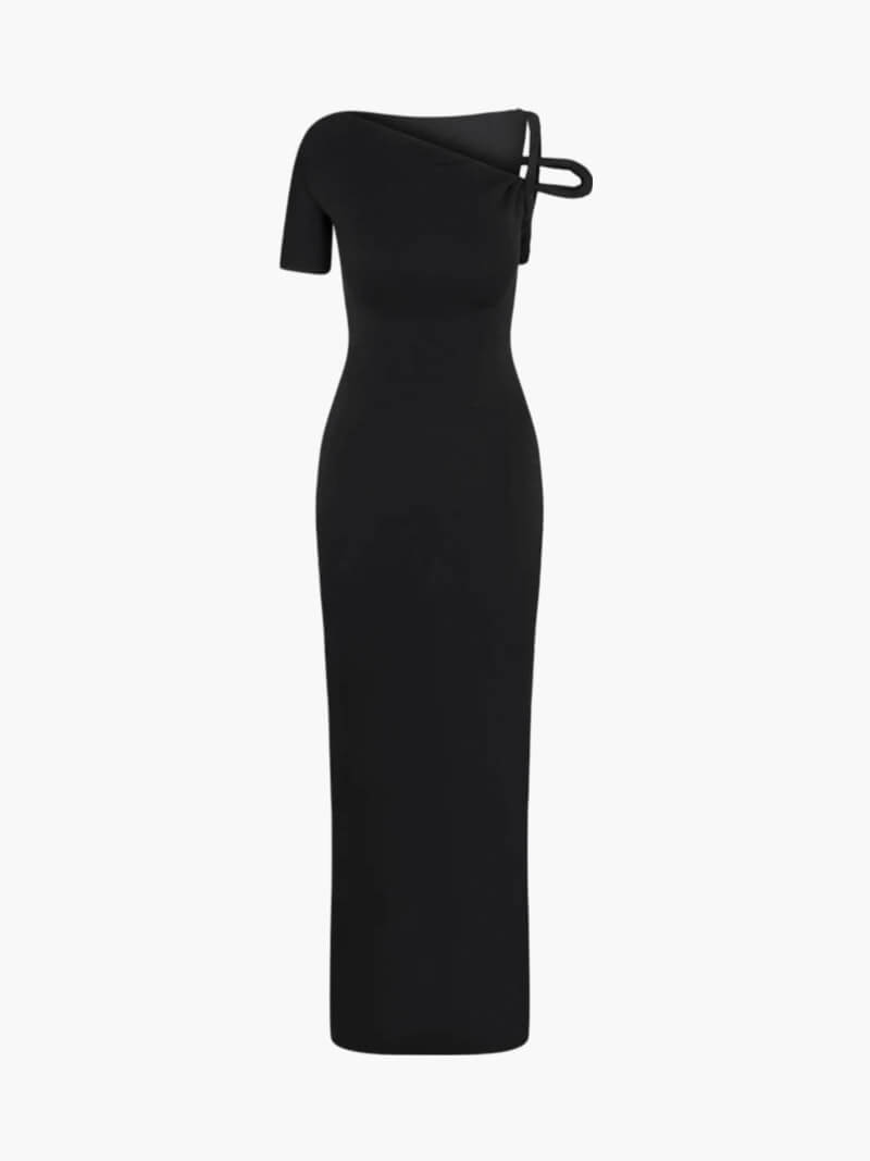 Soera-Naela-twisted-long-02.jpg