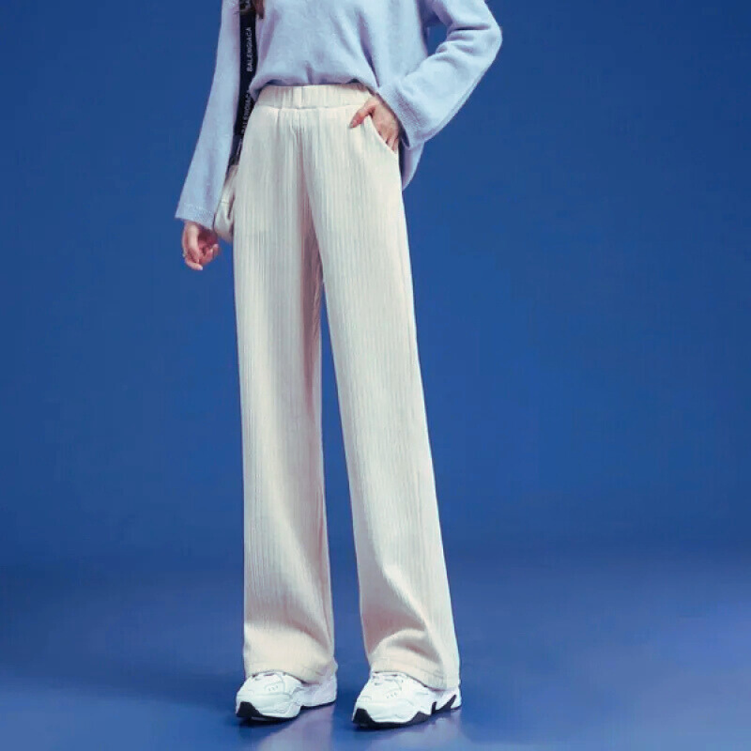 Spring_and_autumn_off-white.png