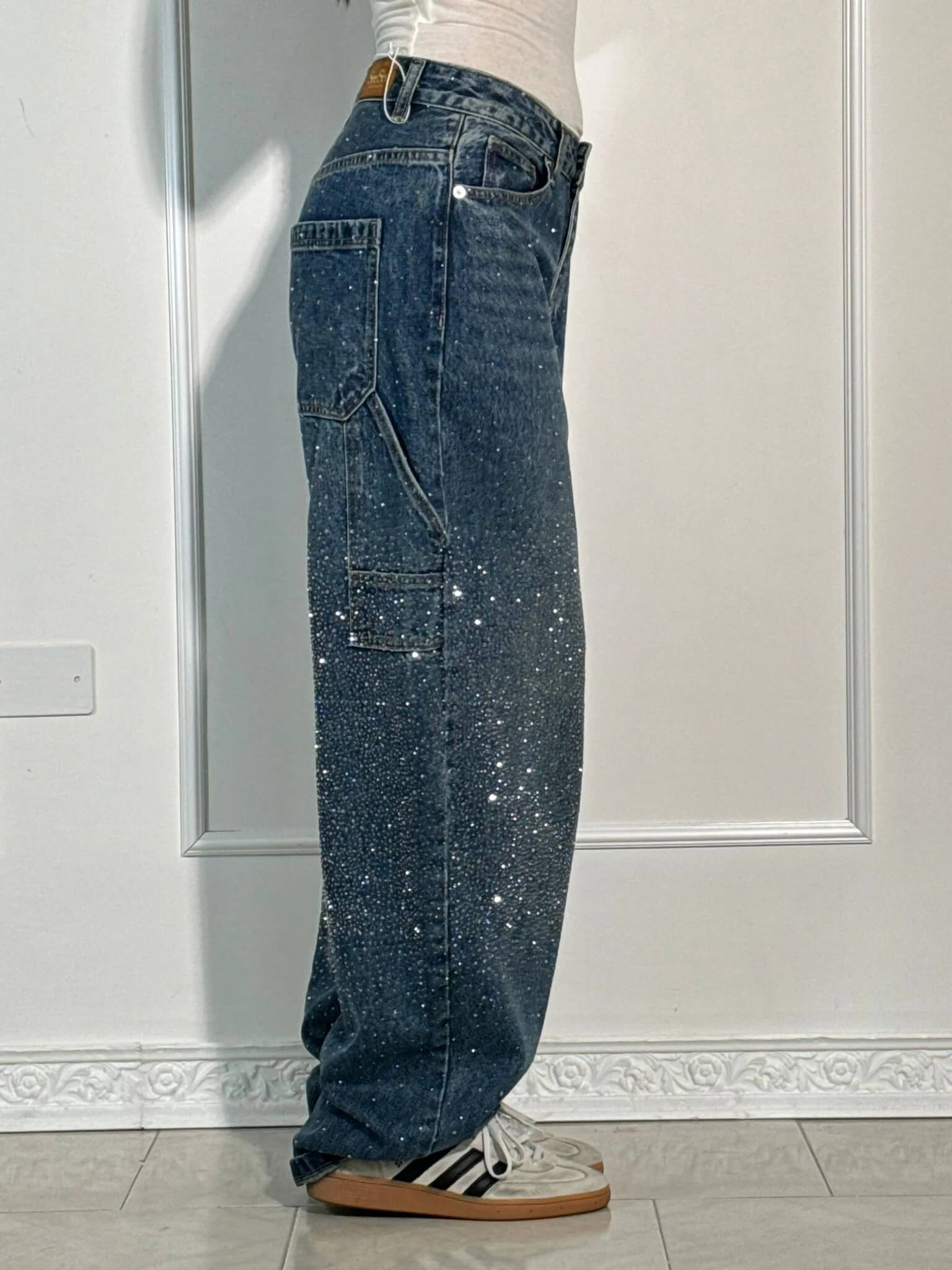 Jeans skinny stretch femme avec éclats brillants – “Belle Sparkle”