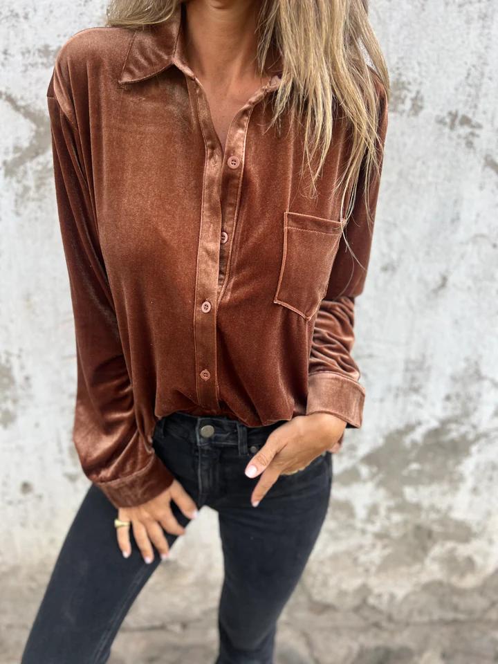 Chemisier femme Fleur en velours – blouse élégante à la brillance douce et coupe raffinée