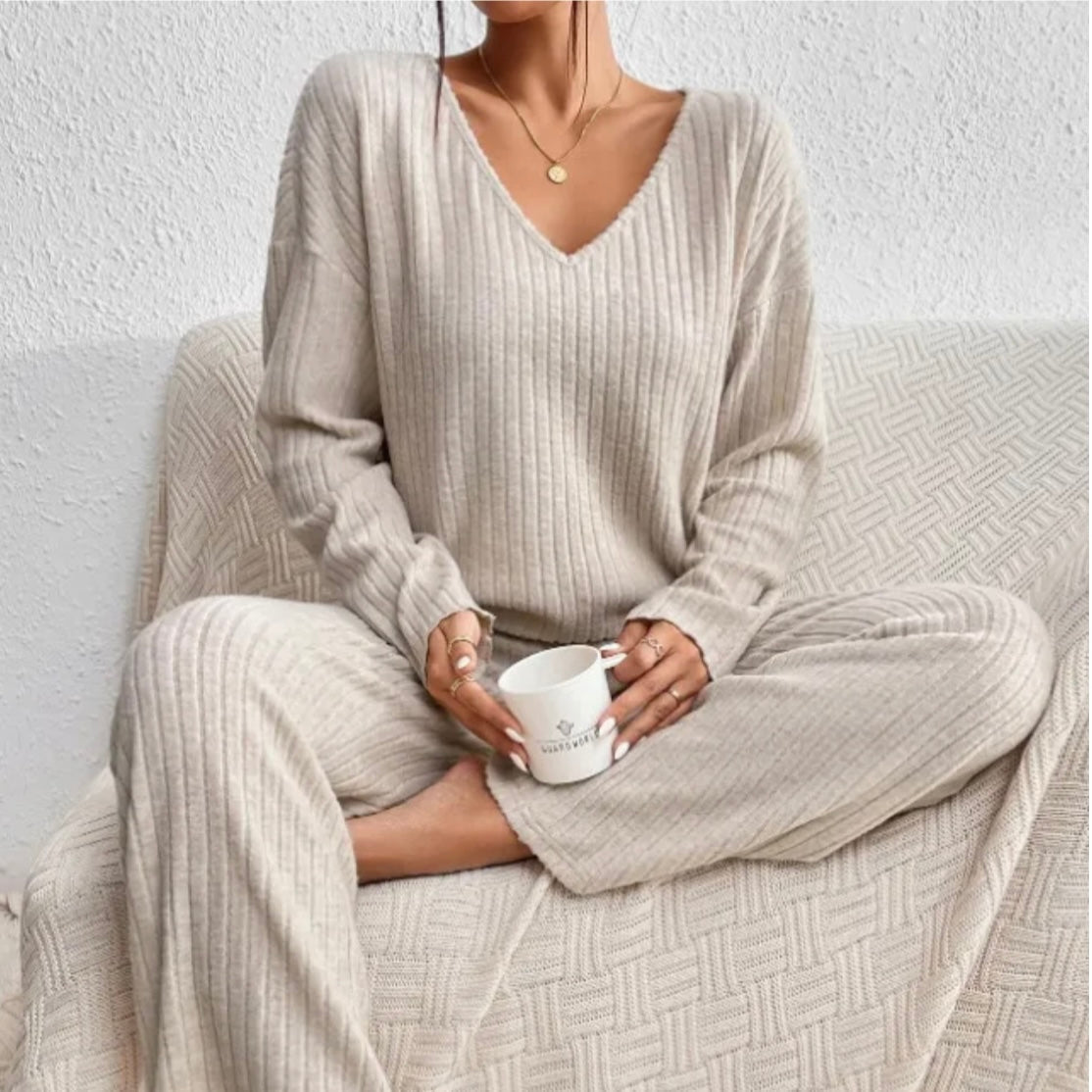 muller-mode-evangeline-zweiteiliges-lounge-set-sets-beige-6831797.jpg