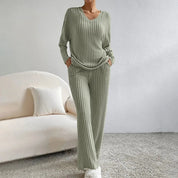 Ensemble lounge femme Evangeline — deux pièces confortables au style moderne