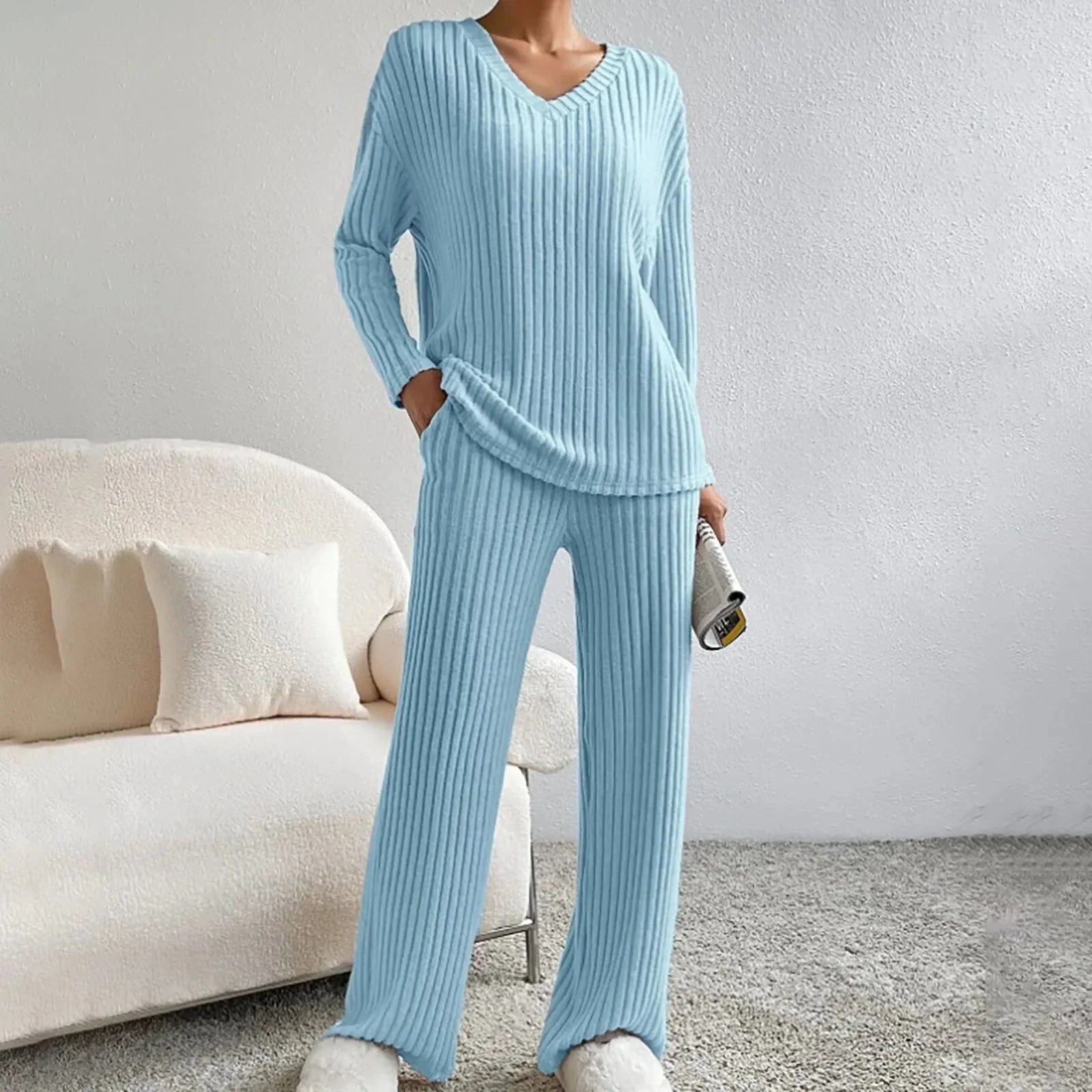 Ensemble lounge femme Evangeline — deux pièces confortables au style moderne