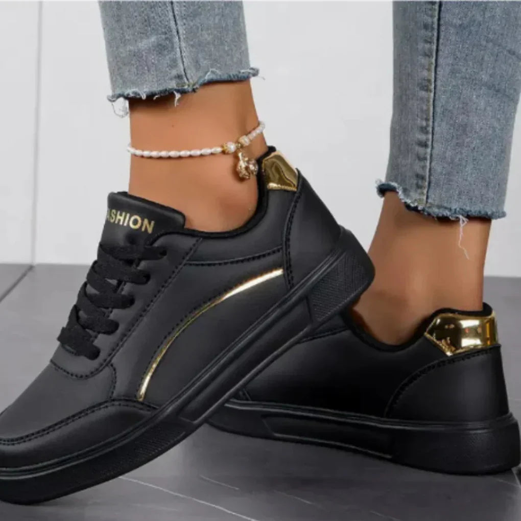 shoe2_0382b8c7-5ded-4ac4-bf8e-c8f5c9b0745f.webp